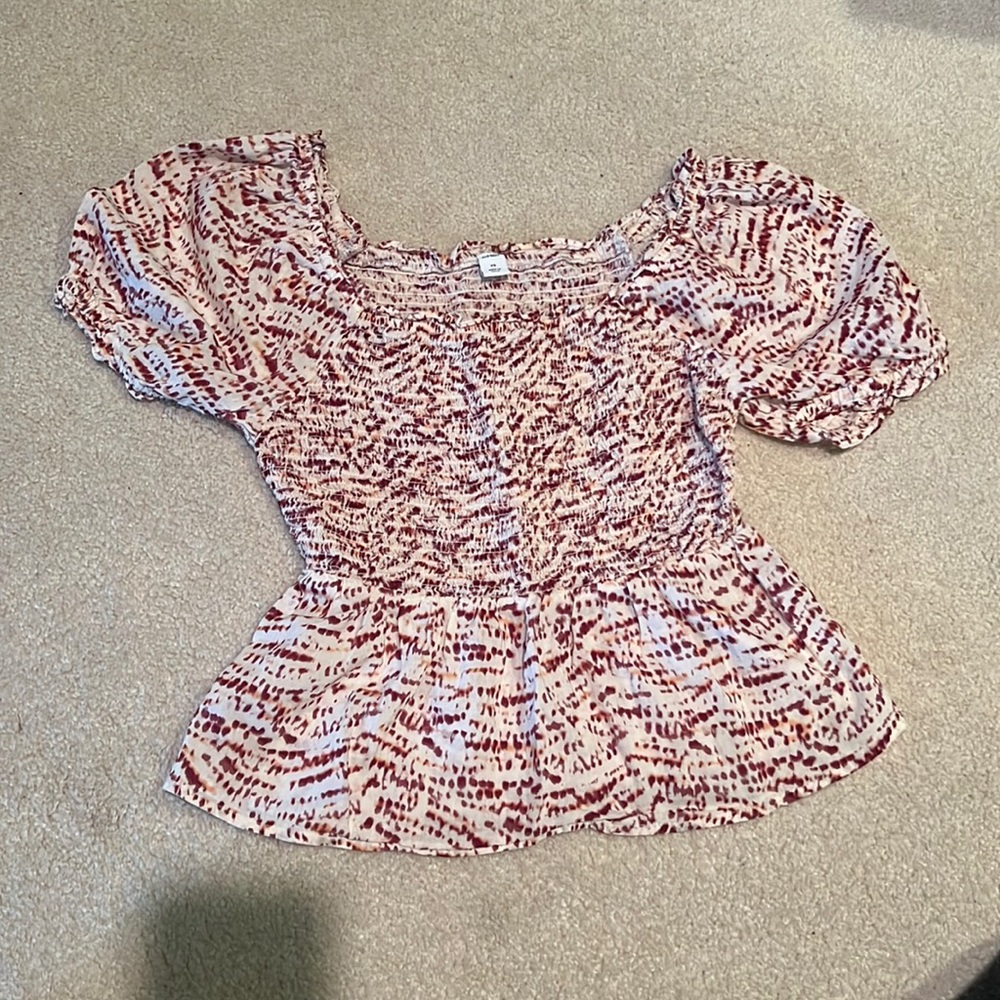 Short sleeve top
